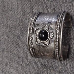 Cuff Bracelet silver Metal with Black Agate stone made India 7” wrist